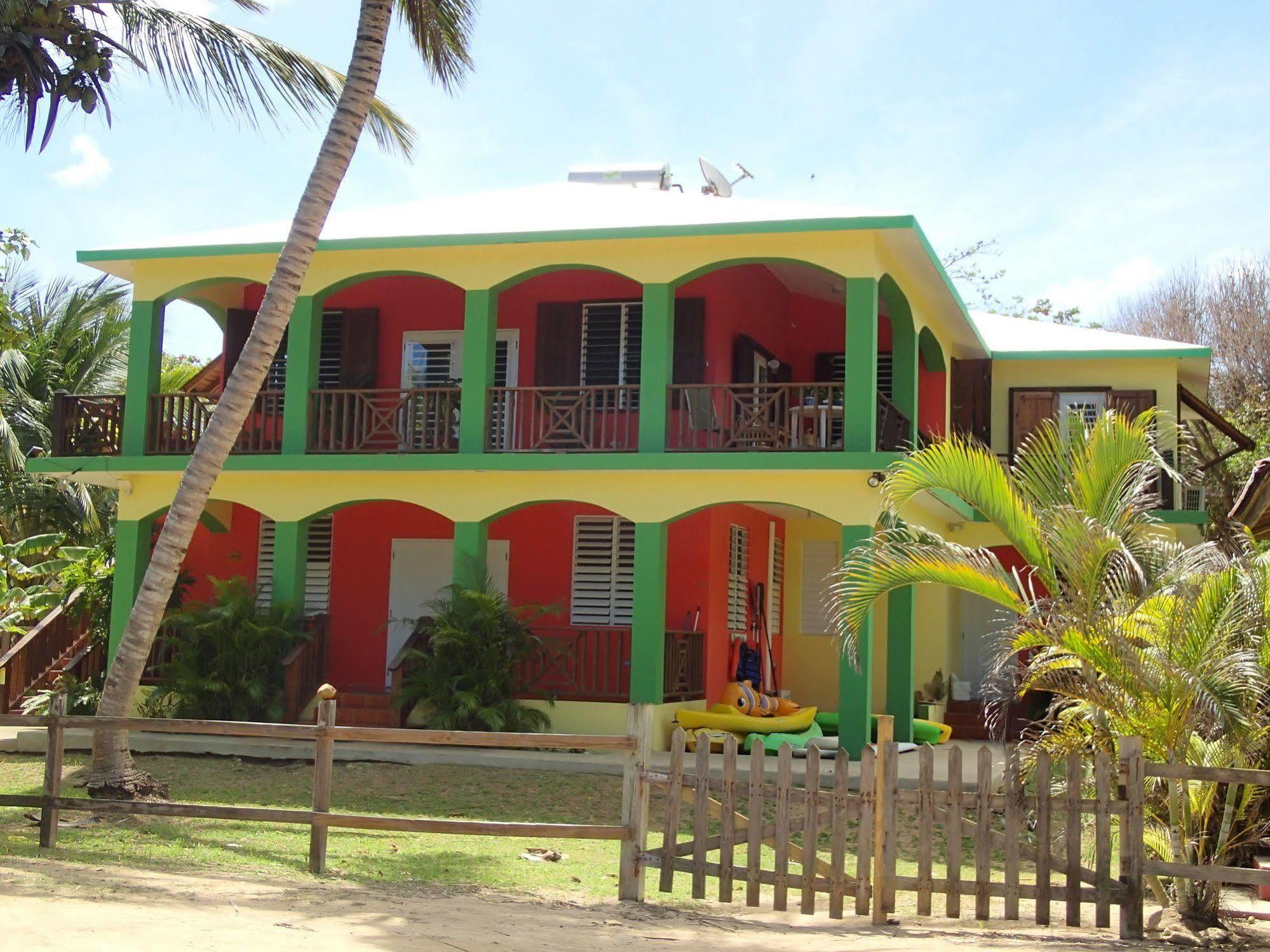 Ababor Suites Guesthouse Vieques Exterior foto